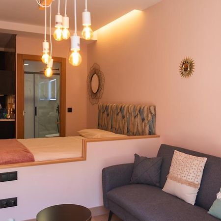 Ferrari Suites Valladolid Dış mekan fotoğraf