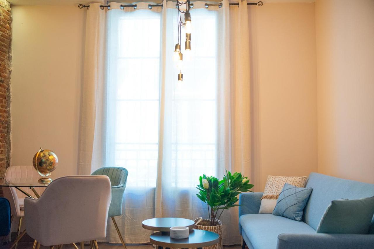 Ferrari Suites Valladolid Dış mekan fotoğraf