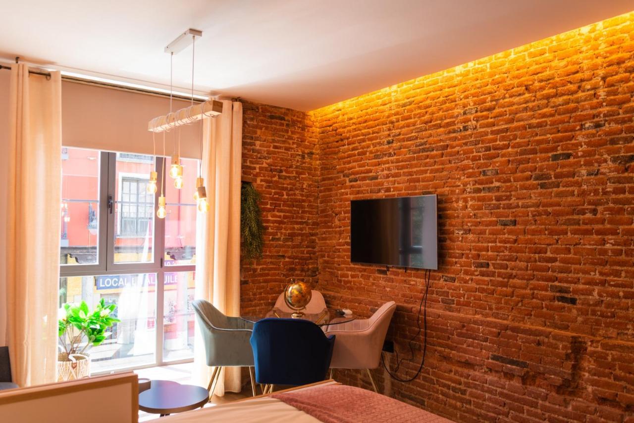 Ferrari Suites Valladolid Dış mekan fotoğraf