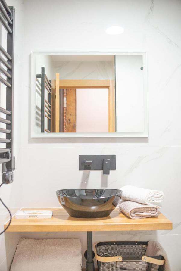 Ferrari Suites Valladolid Dış mekan fotoğraf